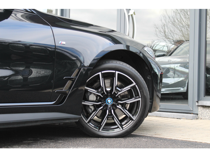 BMW i4 eDrive40 M Sport / PANO / HUD / LEER / H/K / TRKHK Garage Van Den Dooren