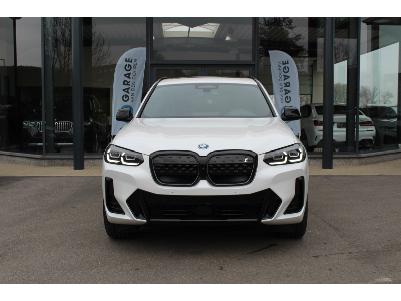 BMW iX3 Impressive M Sport/ PANO/ TREKHAAK/ HUD/ LEER/ MEM Garage Van Den Dooren