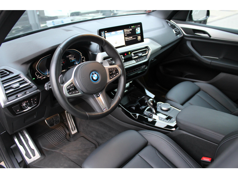 BMW X3 xDrive30e M Sport /TRKHK/CAM/LEER/CRPLY/VERW.STUUR Garage Van Den Dooren