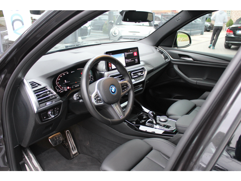 BMW X3 xDrive30e M Sport / TREKHAAK /LEER / ADAPT CRUISE Garage Van Den Dooren