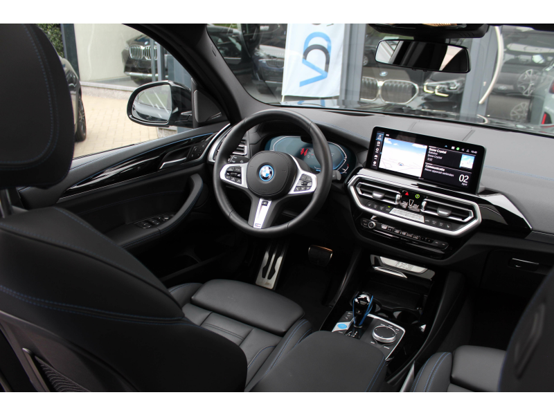 BMW iX3 M Sport Impressive / PANO / HK / 360CAM / FULL OPT Garage Van Den Dooren
