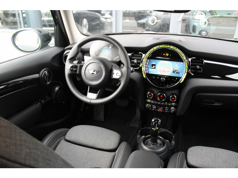MINI Cooper S 5-deurs 2.0L AUTOMAAT / CARPLAY / KEYLESS / CAM Garage Van Den Dooren
