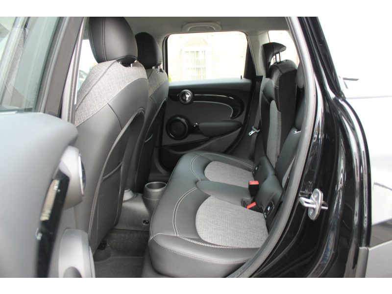 MINI Cooper S 5-deurs 2.0L AUTOMAAT / CARPLAY / KEYLESS / CAM Garage Van Den Dooren