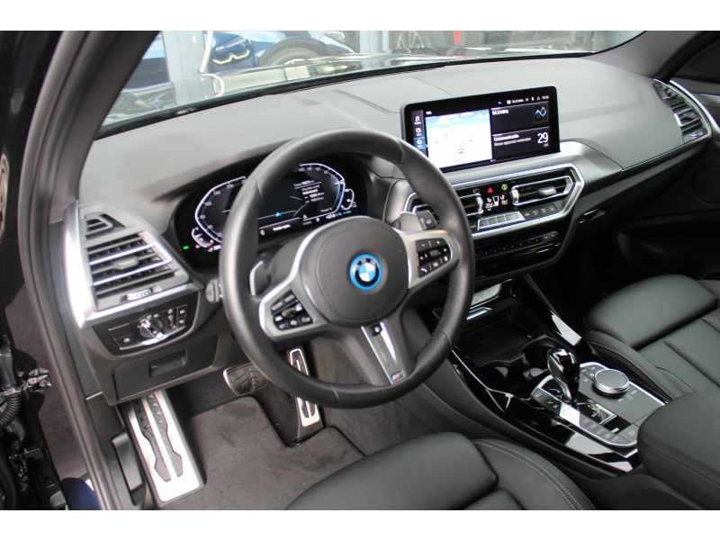 BMW X3 xDrive30e M Sport / TREKHAAK / ADAPT CRUISE / LEER Garage Van Den Dooren