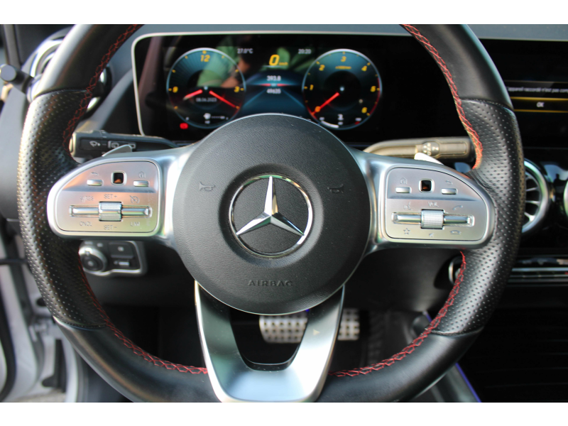 Mercedes-Benz B 180 dA / AMG pakket / PANO / CAM / KEYLESS / BLINDSPOT Garage Van Den Dooren