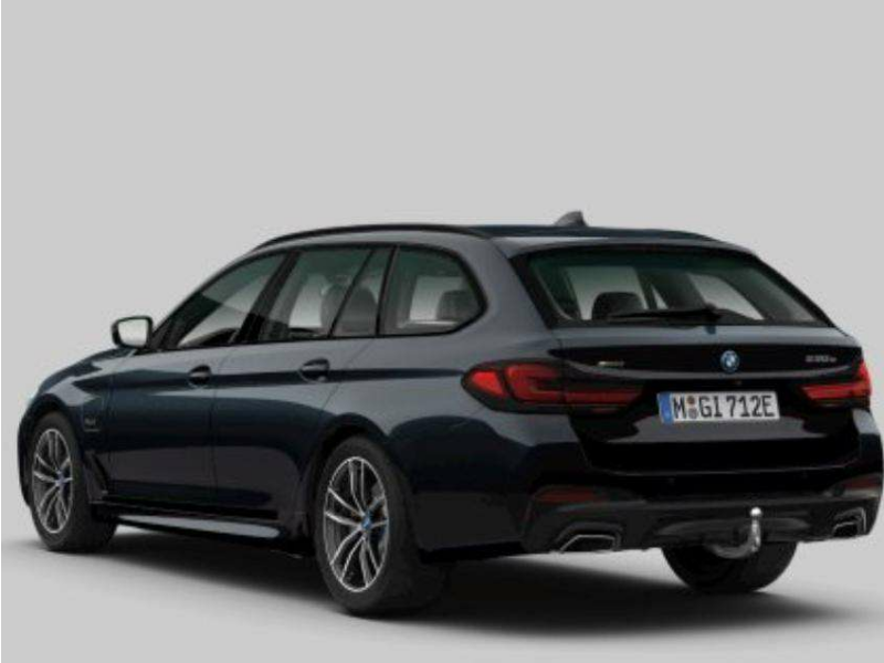 BMW 530 e xDrive Touring M Sport /ACC / TOWBAR / IN STOCK! Garage Van Den Dooren