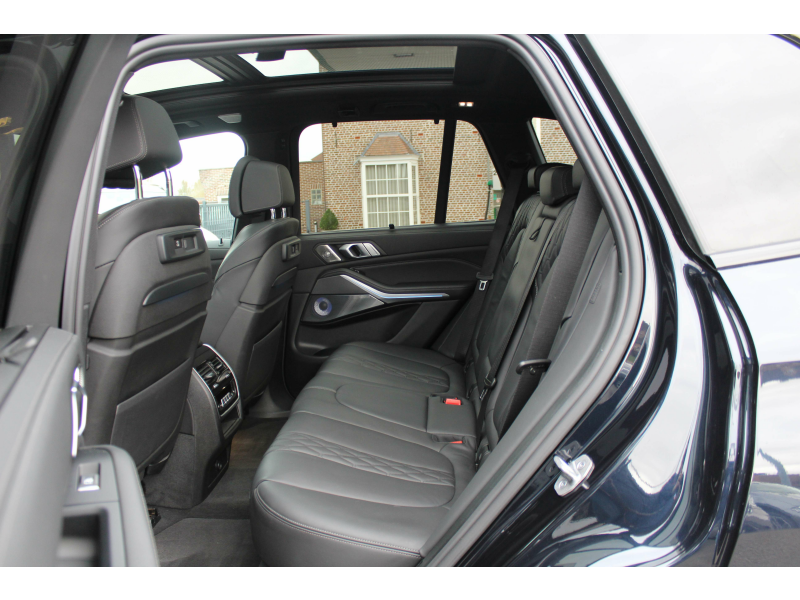 BMW X5 xDrive 45e M Sport / BOWERS & WILKINS / SKY LOUNGE Garage Van Den Dooren