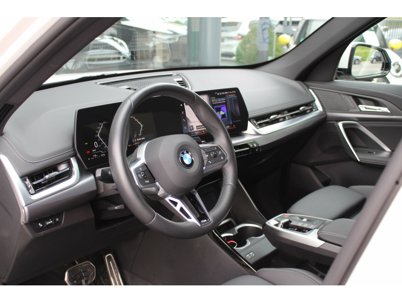 BMW X1 sDrive18iA M Sport / LEER / INDIVIDUAL / TREKHAAK Garage Van Den Dooren