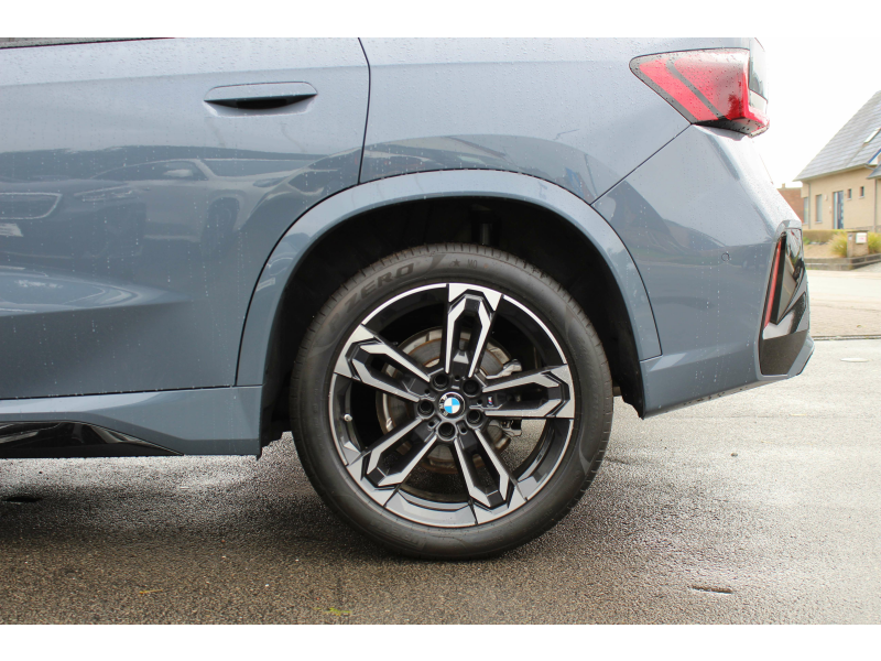 BMW X1 sDrive18iA M Sport / TREKHAAK / BLINDSPOT / KEYLSS Garage Van Den Dooren