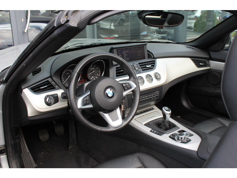 BMW Z4 2.0i sDrive20i / ** !! TOPSTAAT !! ** Garage Van Den Dooren