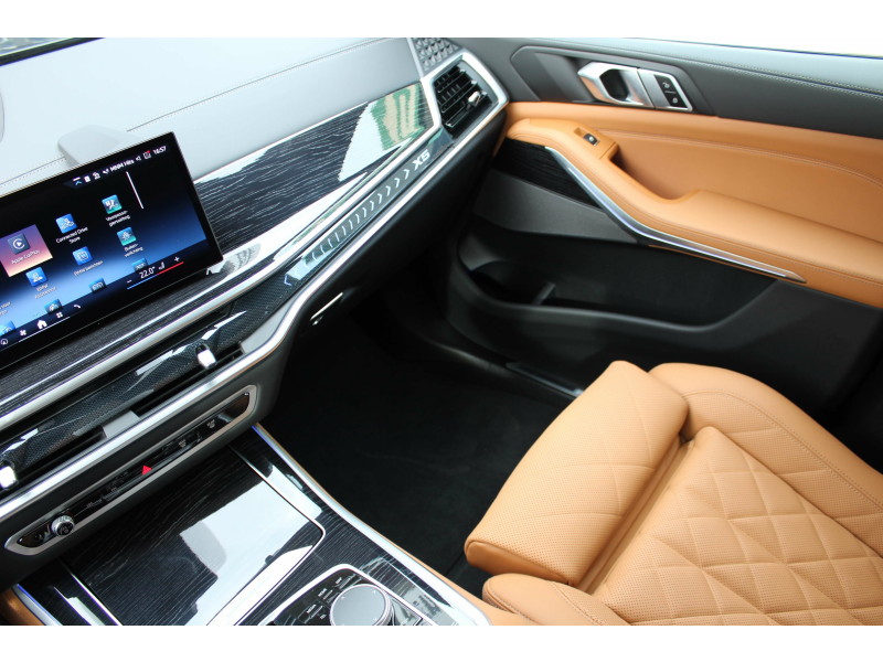 BMW X5 xDrive50e M Sport / SKYLOUNGE / HUD / 360CAM / TRK Garage Van Den Dooren