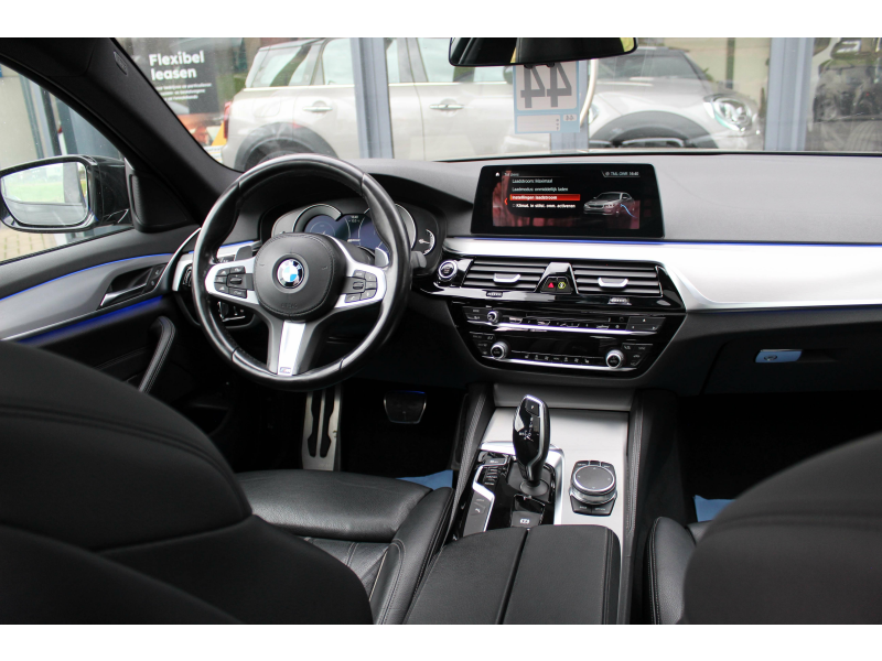 BMW 530 eA PHEV iPerformance / PANO / HUD / LEER / KEYLESS Garage Van Den Dooren