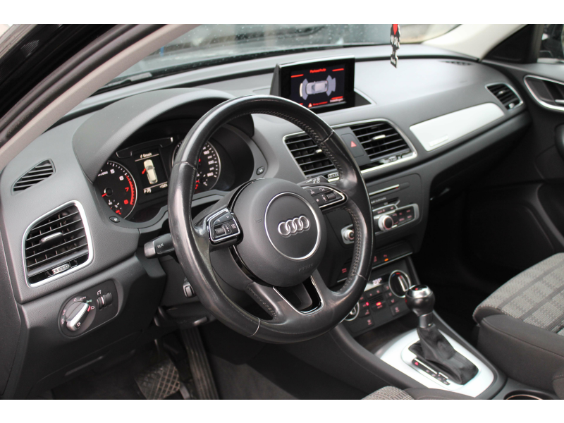 Audi Q3 AUT. 2.0L TFSI Quattro S tronic / PDC / NAVI / BT Garage Van Den Dooren