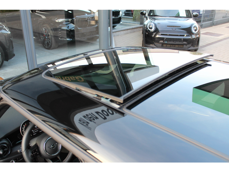 MINI Cooper S 3-deurs / AUT. / PANO / NAPPA / ACC / HARMAN-KARDO Garage Van Den Dooren