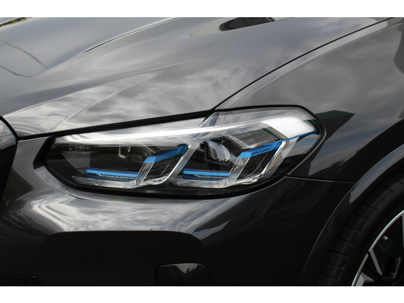 BMW iX3 M Sport Impressive /LASER/PANO/TRKHK/HUD/360CAM Garage Van Den Dooren