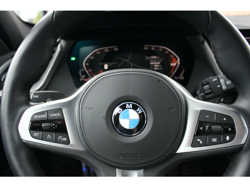 BMW 118 iA M Sport *Camera - verw. zetels - Navi Prof.* Garage Van Den Dooren