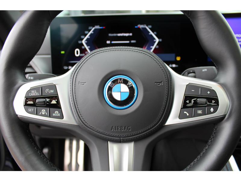 BMW i4 eDrive40 M Sport / PANO / HUD / H/K / LEER - FULL! Garage Van Den Dooren