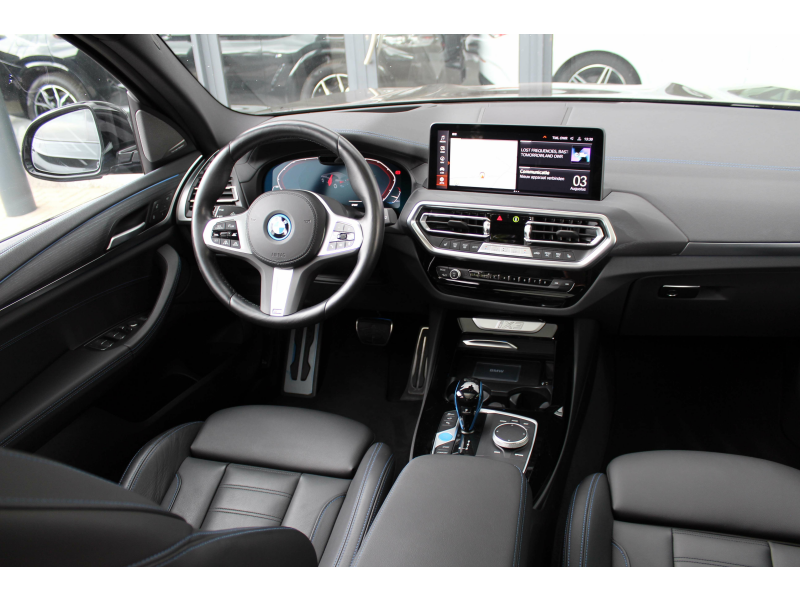 BMW iX3 M Sport / PANO / LASER / KEYL / HUD / 360CAM / TRK Garage Van Den Dooren