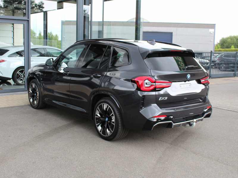 BMW iX3 M Sport / PANO / LASER / KEYL / HUD / 360CAM / TRK Garage Van Den Dooren