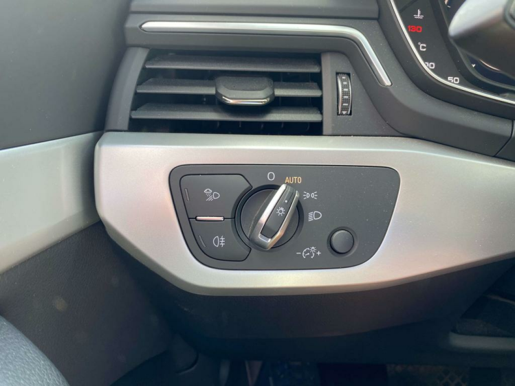 Audi A4 2.0 TDi Ultra S tronic Virtual-Cockpit/Leder/Gps.. Leconte Motors