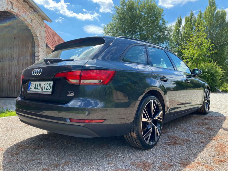 Audi A4 2.0 TDi Ultra S tronic Virtual-Cockpit/Leder/Gps.. Leconte Motors