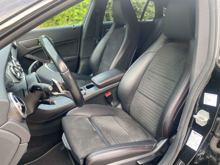 Mercedes-Benz CLA 180 AMG-PACK Full-LED/Gps/Sportzetels/Cruise/PDC...! Leconte Motors