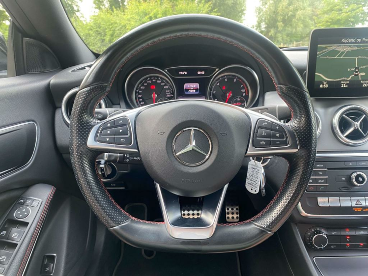 Mercedes-Benz CLA 180 AMG-PACK Full-LED/Gps/Sportzetels/Cruise/PDC...! Leconte Motors