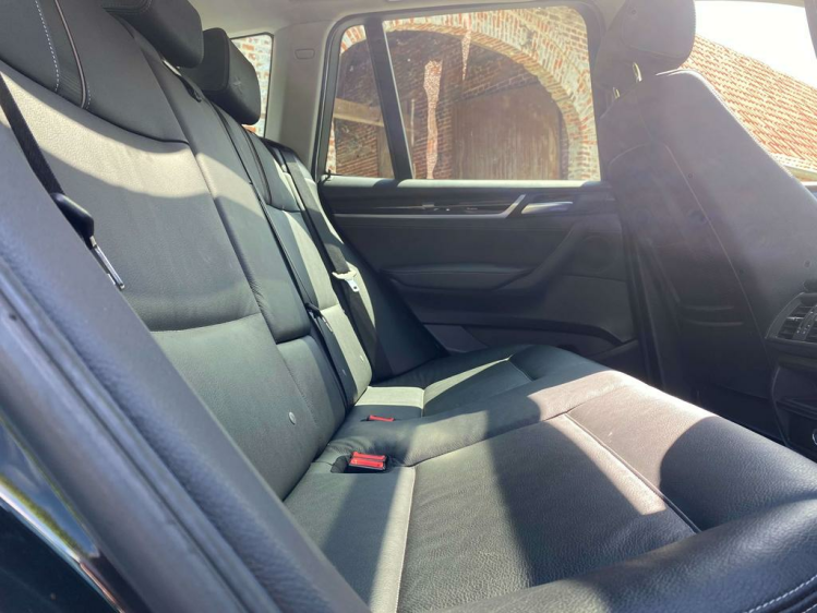 BMW X3 2.0 dAs sDrive18 X-Line Full-LED/Panodak/Leder/Gps Leconte Motors