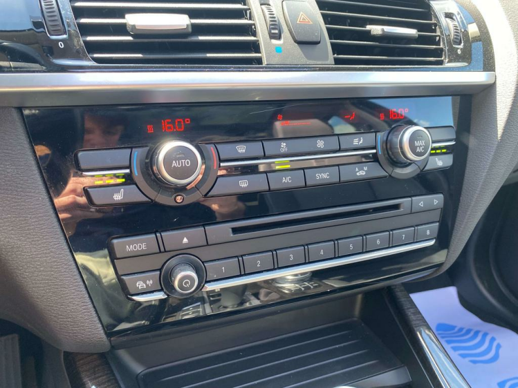 BMW X3 2.0 dAs sDrive18 X-Line Full-LED/Panodak/Leder/Gps Leconte Motors