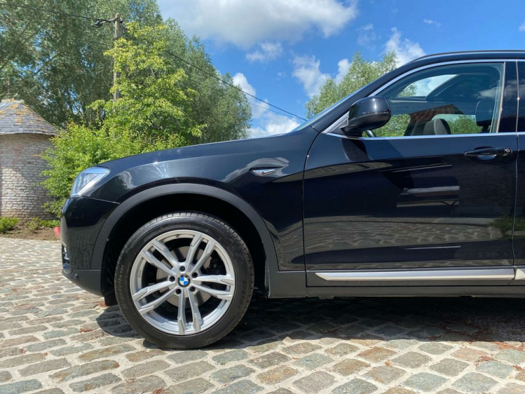 BMW X3 2.0 dAs sDrive18 X-Line Full-LED/Panodak/Leder/Gps Leconte Motors