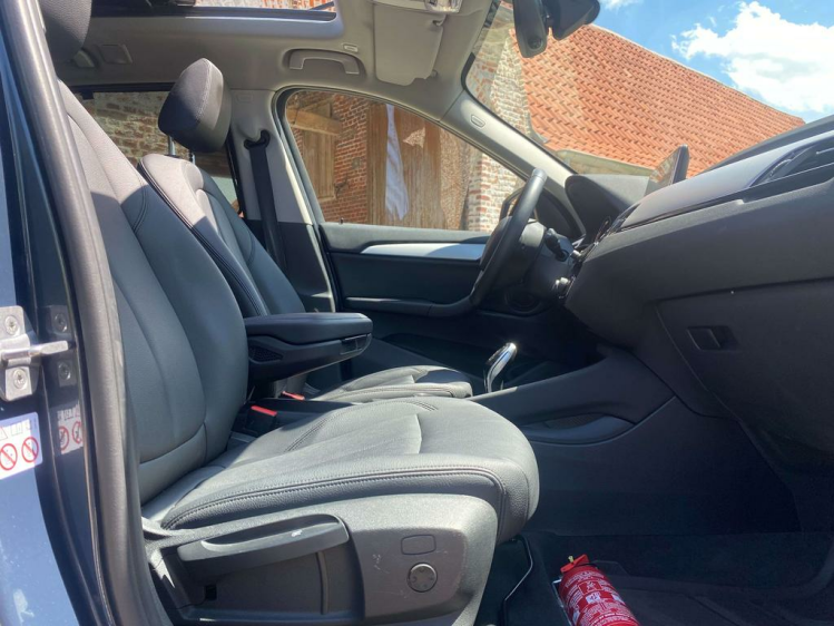 BMW X1 1.5iA sDrive18 Panodak/Gps-Pro/Leder/HUD/Camera..! Leconte Motors