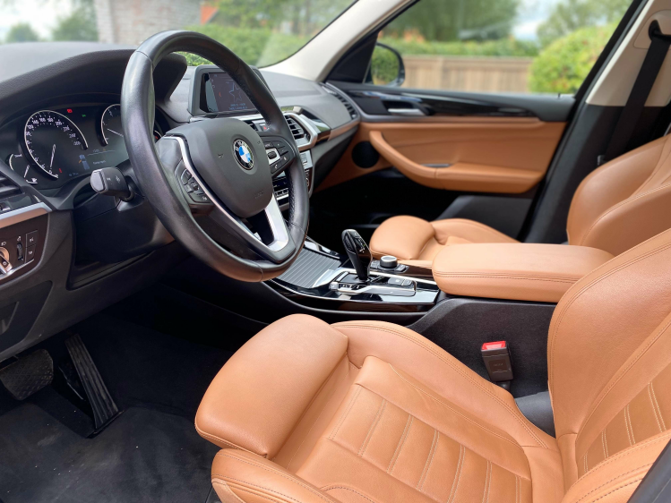 BMW X3 2.0 dA sDrive18 X-Line Panodak/Leder/Sportzetels! Leconte Motors