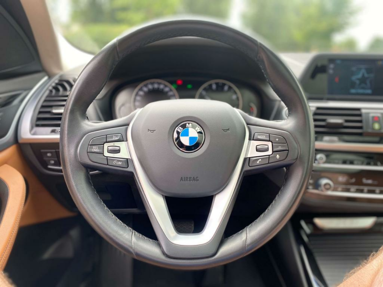 BMW X3 2.0 dA sDrive18 X-Line Panodak/Leder/Sportzetels! Leconte Motors