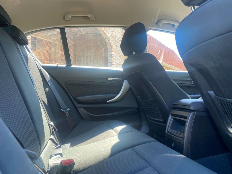 BMW 116 116d Hatchback Facelift Full-LED/Navigatie/Cruise! Leconte Motors