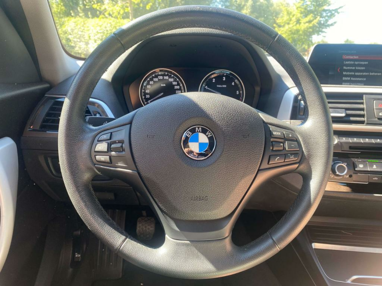 BMW 116 116d Hatchback Facelift Full-LED/Navigatie/Cruise! Leconte Motors