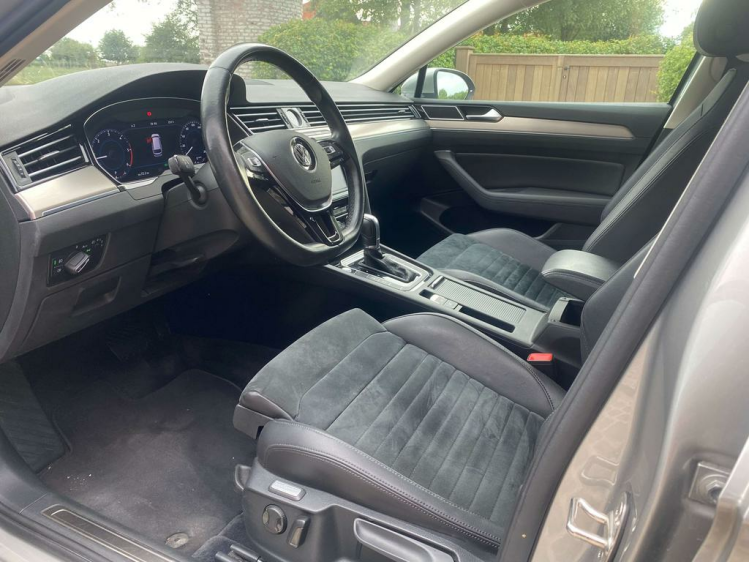 Volkswagen Passat Variant 2.0 CR TDi Highline DSG Virtual/Leder/Camera/Gps! Leconte Motors