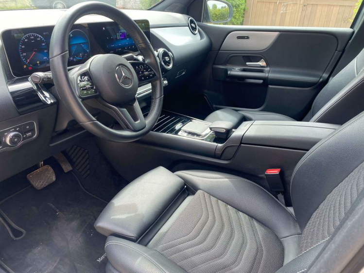 Mercedes-Benz B 180 B180i DCT Widescreen/Gps/Leder/Sportzetels/Camera! Leconte Motors