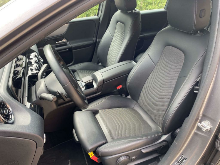 Mercedes-Benz B 180 B180i DCT Widescreen/Gps/Leder/Sportzetels/Camera! Leconte Motors