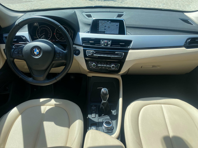 BMW X1 2.0d S-drive18 Full-LED/Leder/Gps/Zetelverw/Trekh! Leconte Motors