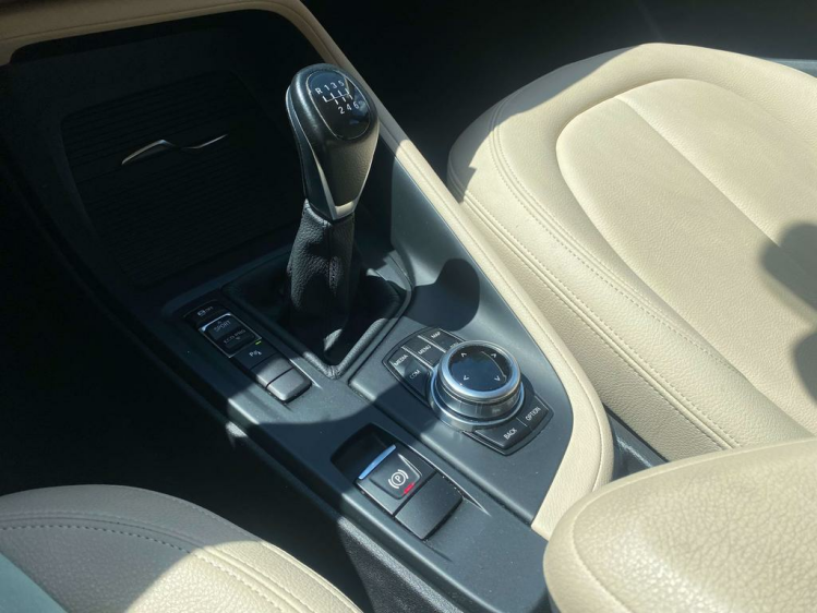 BMW X1 2.0d S-drive18 Full-LED/Leder/Gps/Zetelverw/Trekh! Leconte Motors