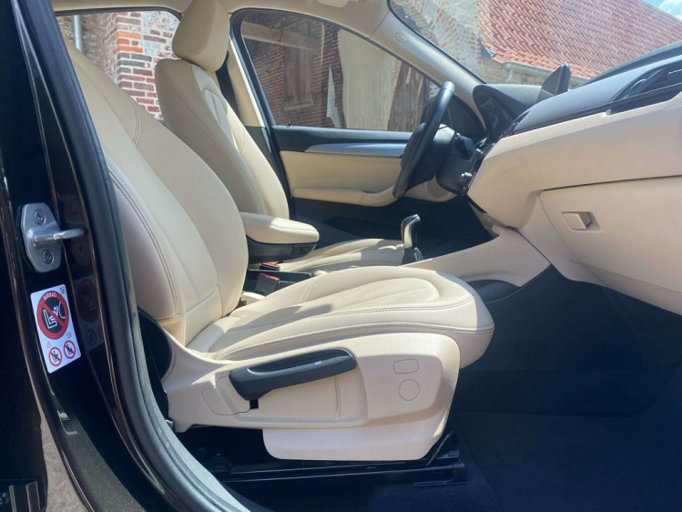 BMW X1 2.0d S-drive18 Full-LED/Leder/Gps/Zetelverw/Trekh! Leconte Motors