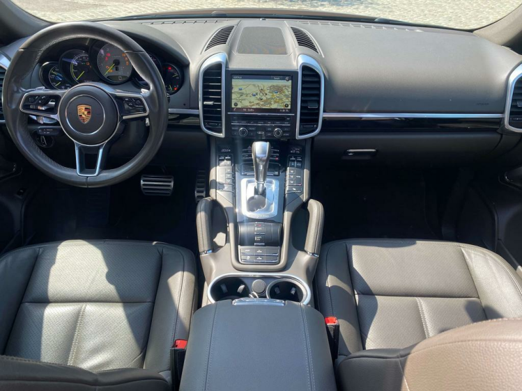 Porsche Cayenne 3.0i S e-Hybrid Panodak/Luchtvering/Camera/Gps! Leconte Motors