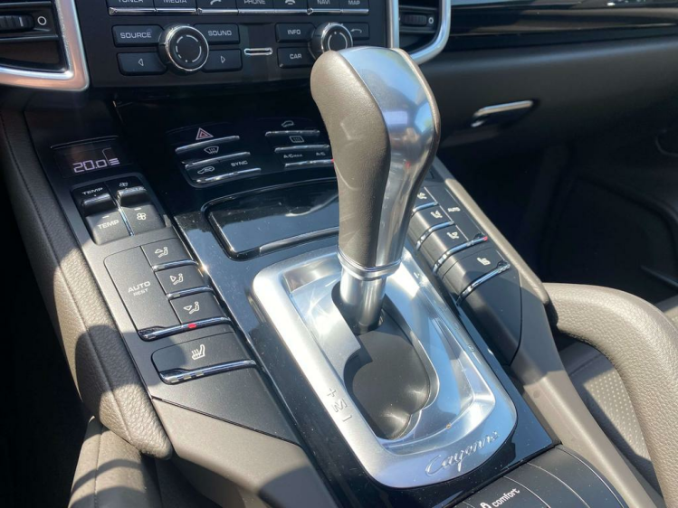 Porsche Cayenne 3.0i S e-Hybrid Panodak/Luchtvering/Camera/Gps! Leconte Motors