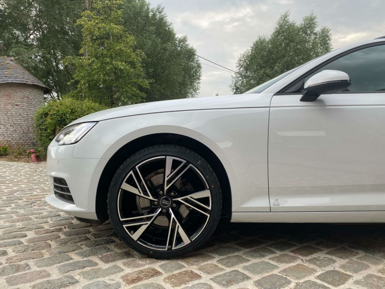 Audi A4 2.0 TDi S tronic Matrix Full-LED/Leder/Gps/Cruise! Leconte Motors