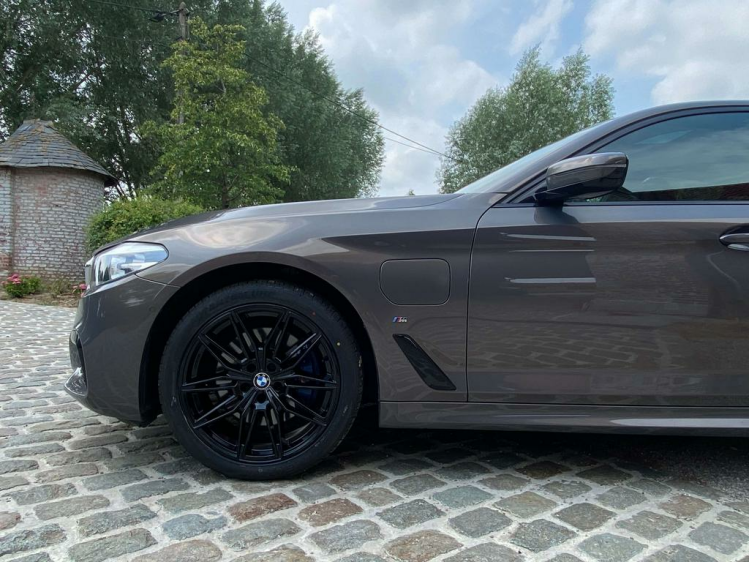 BMW 530 530E Plug In Hybrid M-Sportpack Schuifdak/HUD/CAM! Leconte Motors