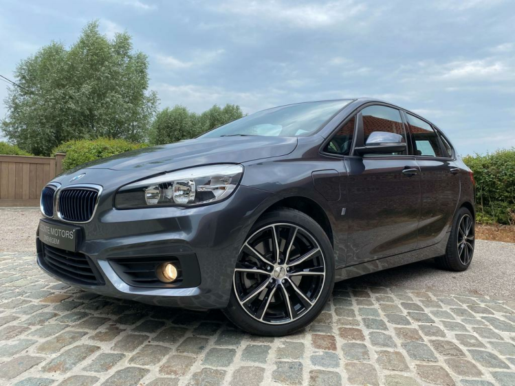 BMW 225 2 ACTIVE TOURER Plug-In Hybrid Leder/Gps/Cruise!! Leconte Motors