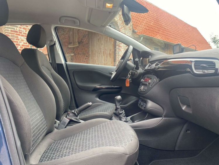 Opel Corsa 1.4i 5-deurs 16.000km Gps/Cruise-Control/PDC/Airco Leconte Motors