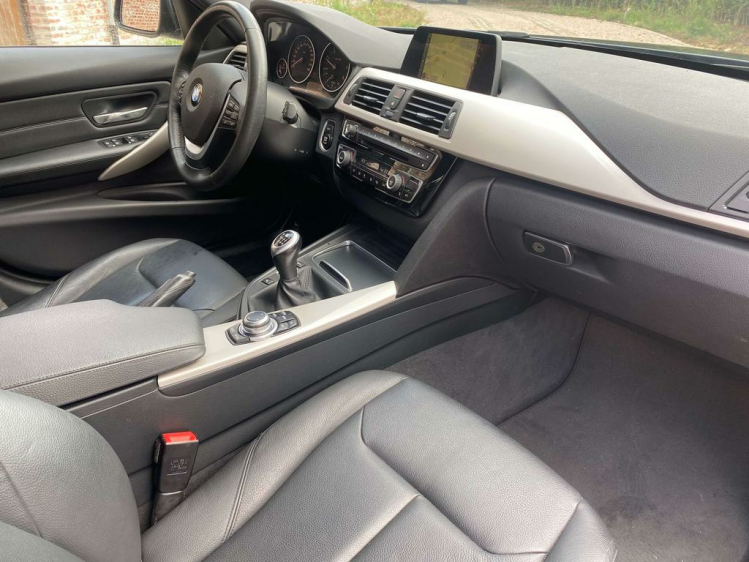 BMW 316 316d Touring 49.000km Navigatie/Leder/Cruise/USB.. Leconte Motors