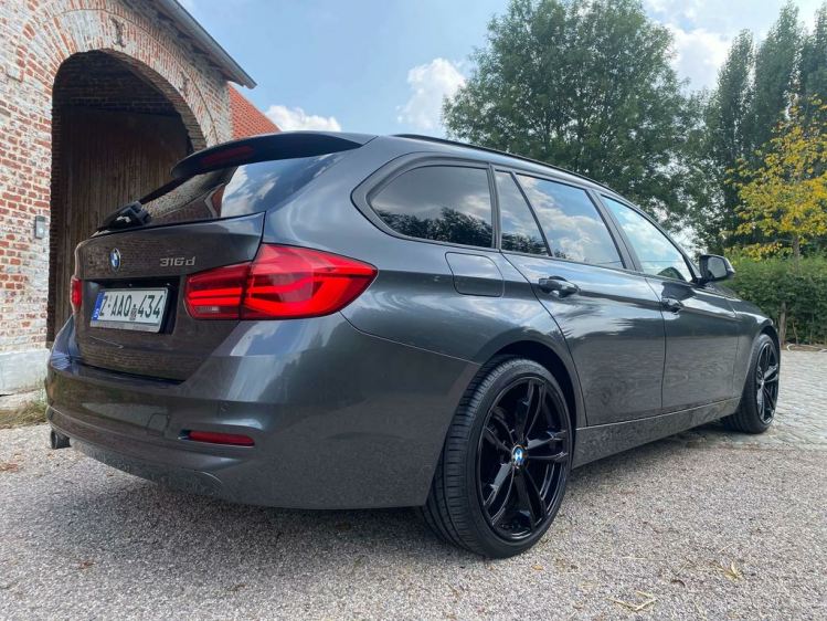 BMW 316 316d Touring 49.000km Navigatie/Leder/Cruise/USB.. Leconte Motors