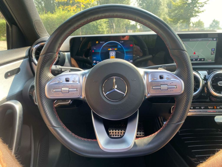 Mercedes-Benz A 200 A200iA AMG-PACK Full/LED/Panodak/Leder/Camera... Leconte Motors